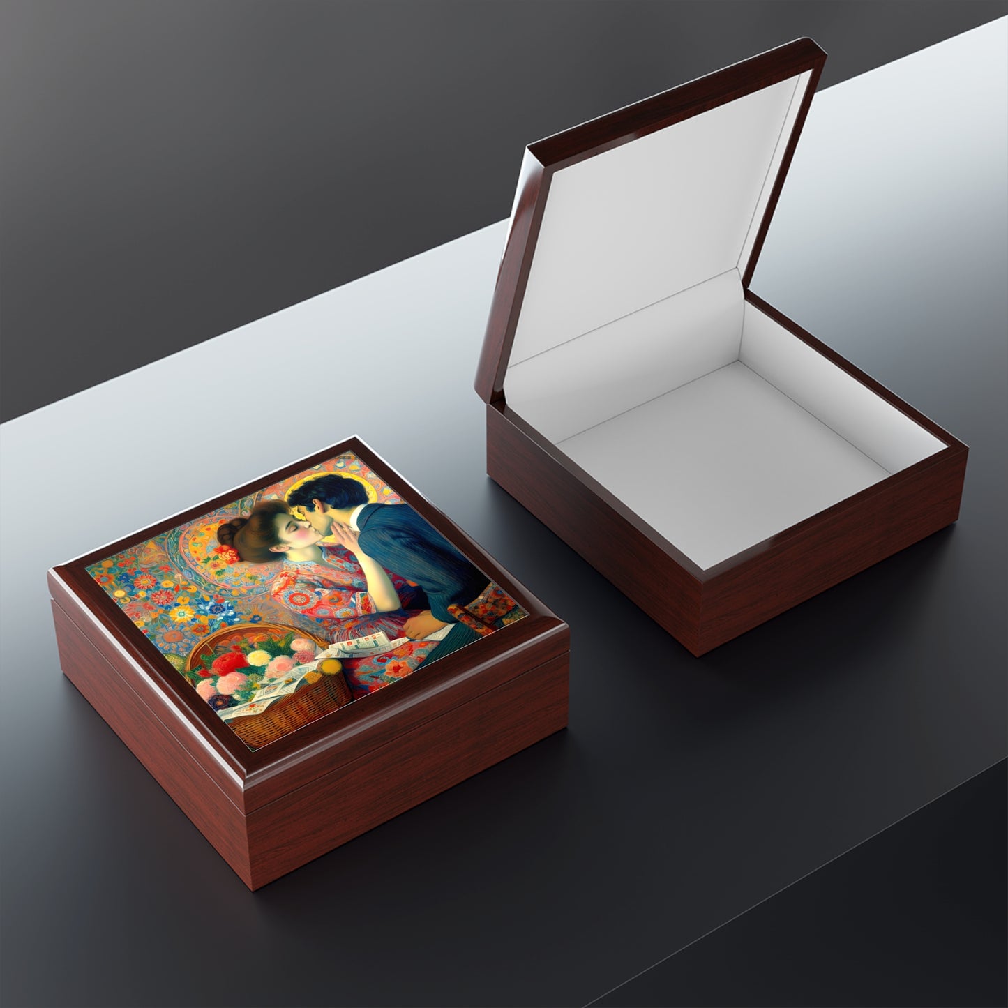 Stolen Kiss Jewellery Box