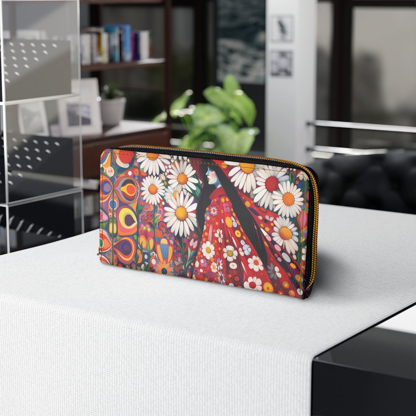 Daisy Dreams Zipper Wallet