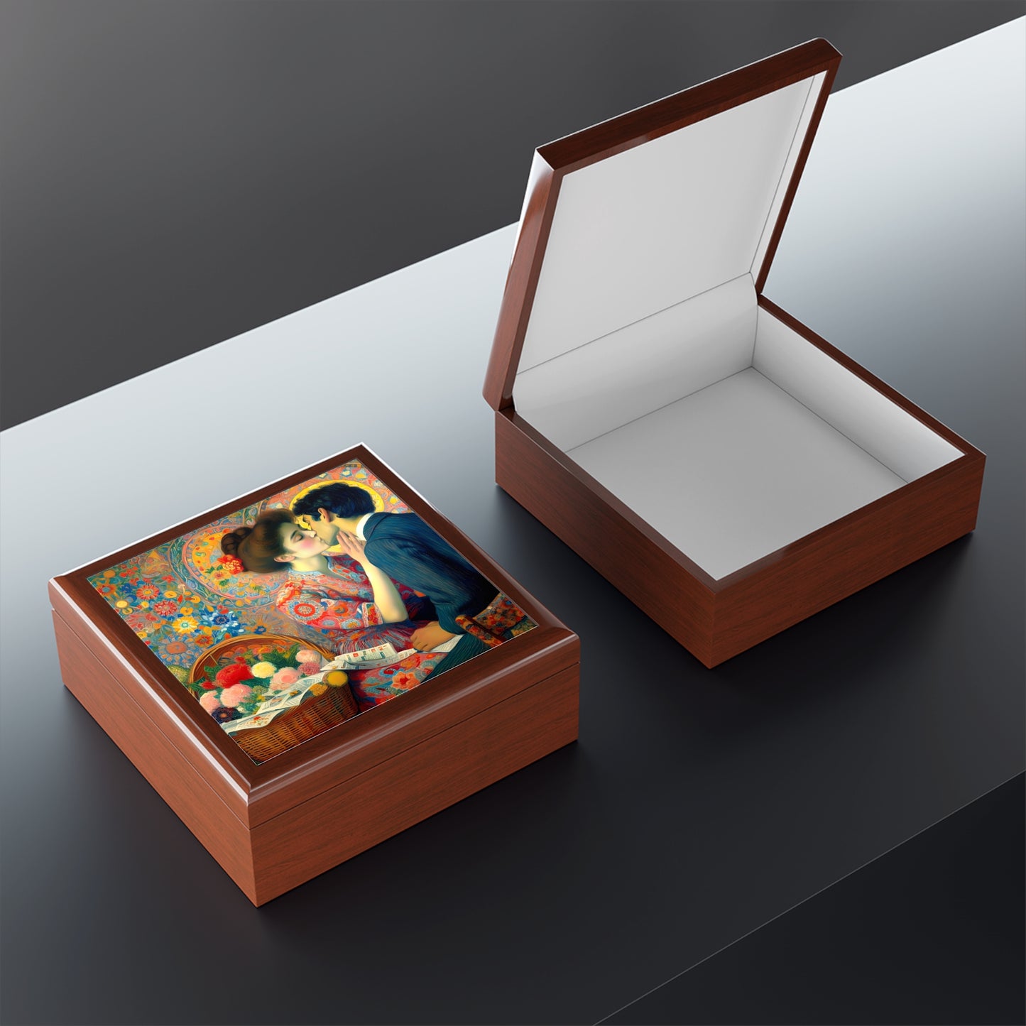 Stolen Kiss Jewellery Box