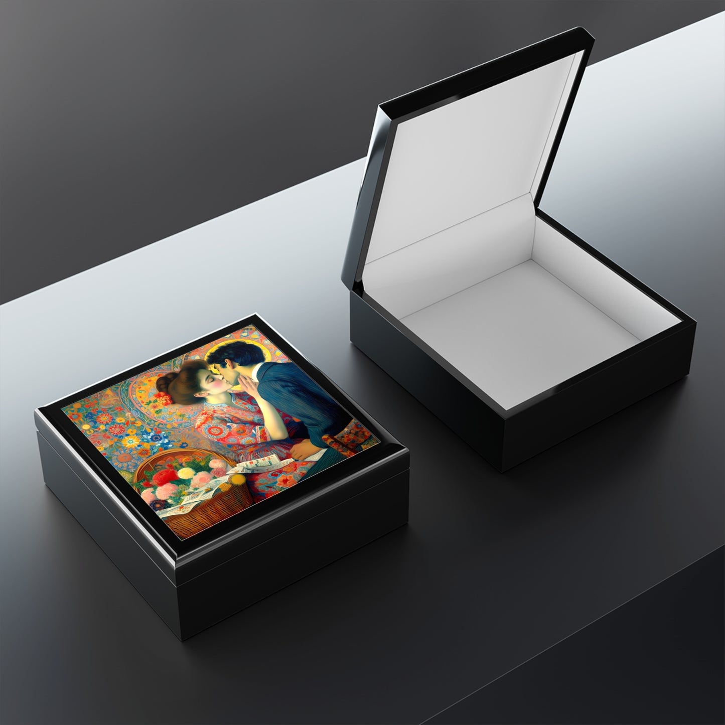 Stolen Kiss Jewellery Box
